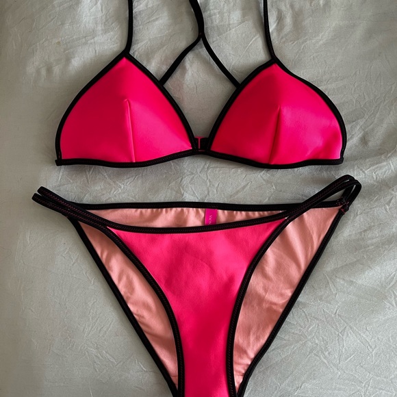 Victorias Secret Triangle Bikini - Picture 1 of 4